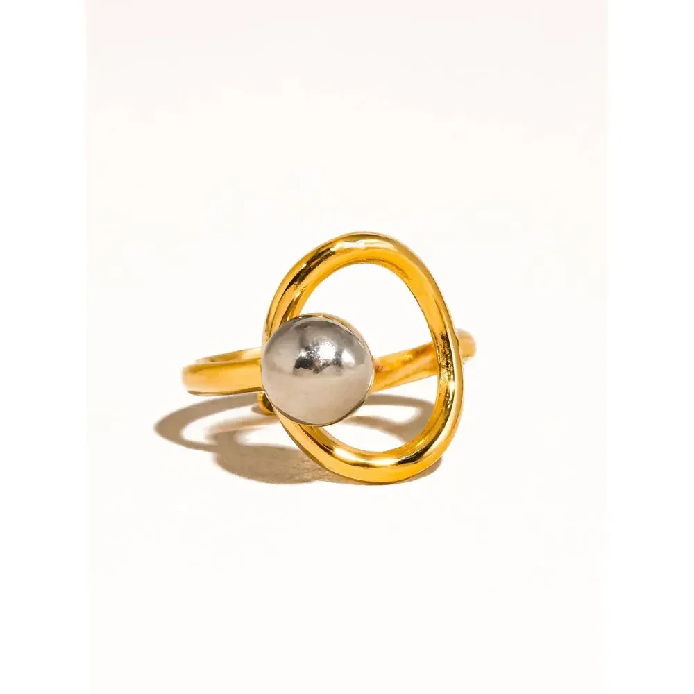Sibylle 18K Gold Non-Tarnish Two Tone Round Ring